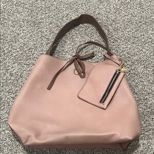 Elegant Blush Leather Tote Bag